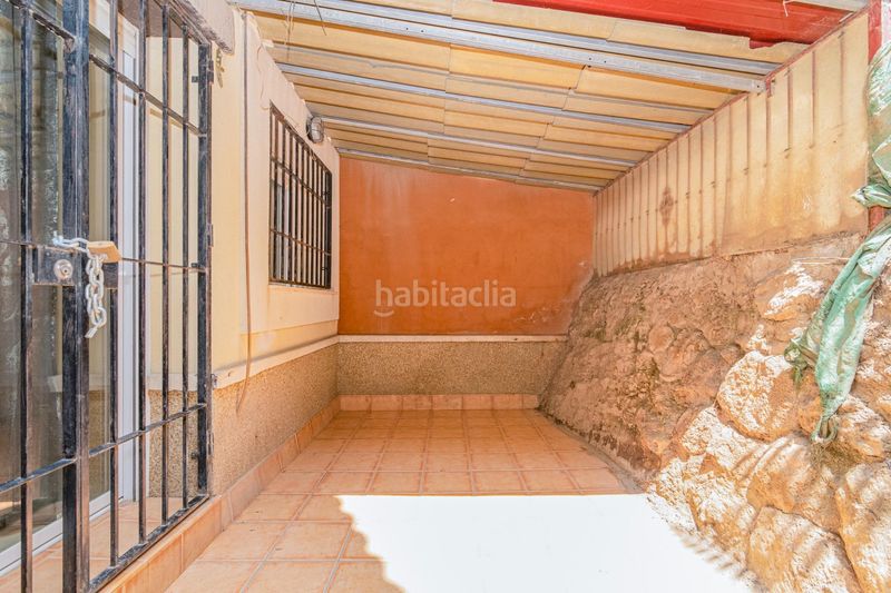 Foto bd90f1b3-53a1-400e-8997-a1ccf05fc08d. Casa adossada amb aparcament a Barrio de la Vega Monachil