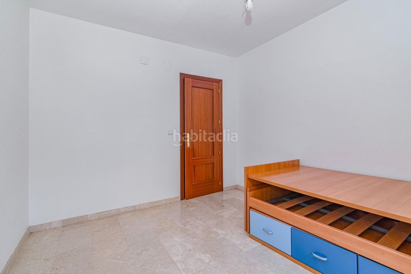 Foto edb1db98-17e0-4faa-aa14-37b61ced4177. Casa adossada amb aparcament a Barrio de la Vega Monachil