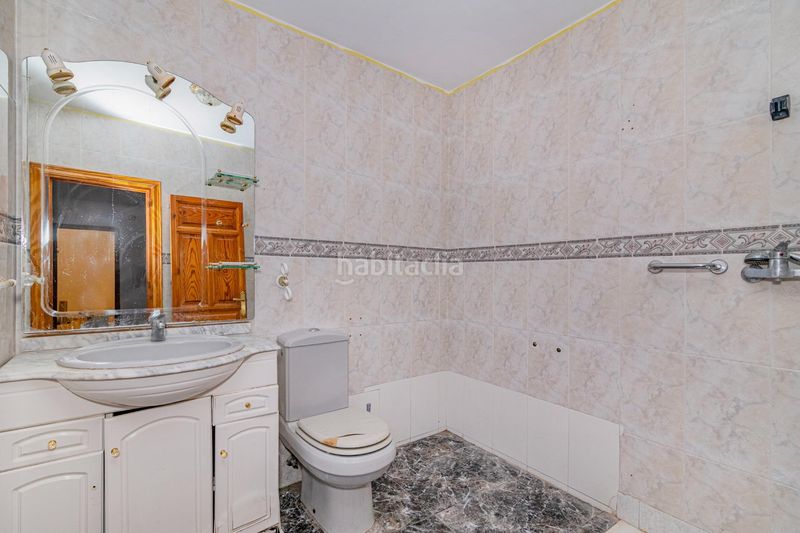 Foto ac4d9865-224c-45f8-90af-392bbedce650. Casa a Monachil pueblo Monachil