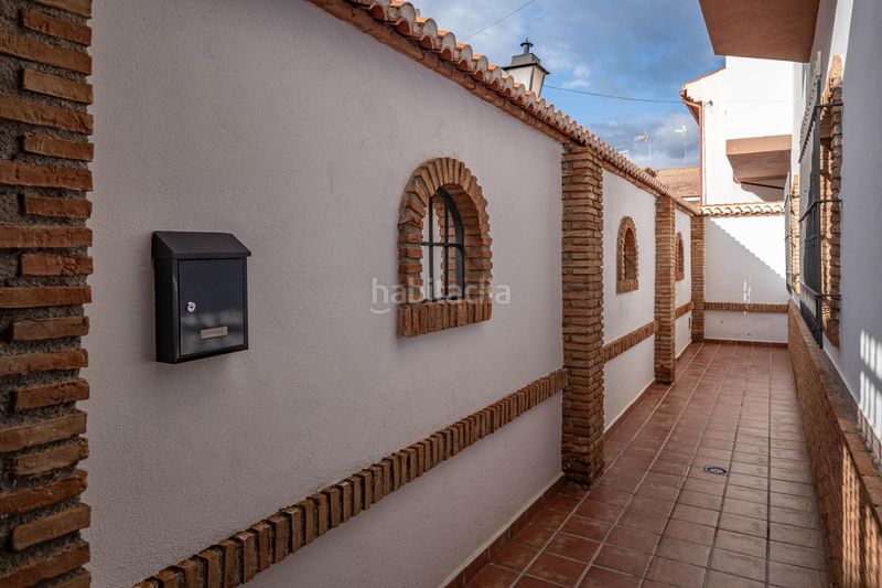 Foto 1b219750-b693-46e1-a39a-5e9de3e5317b. Casa amb aparcament a San Francisco - El Chorrillo Gabias (Las)