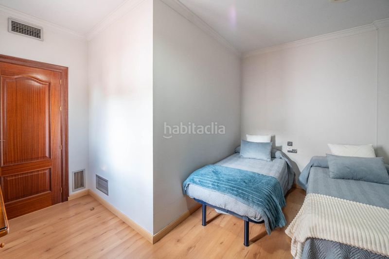 Foto 964adf70-6554-4dcd-b265-74c818ca7d1a. Casa amb aparcament a San Francisco - El Chorrillo Gabias (Las)