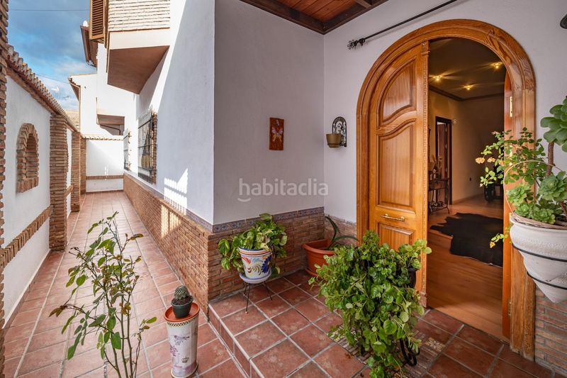 Foto a3b121c1-0f00-48a1-bdbc-53c21c16666e. Casa amb aparcament a San Francisco - El Chorrillo Gabias (Las)