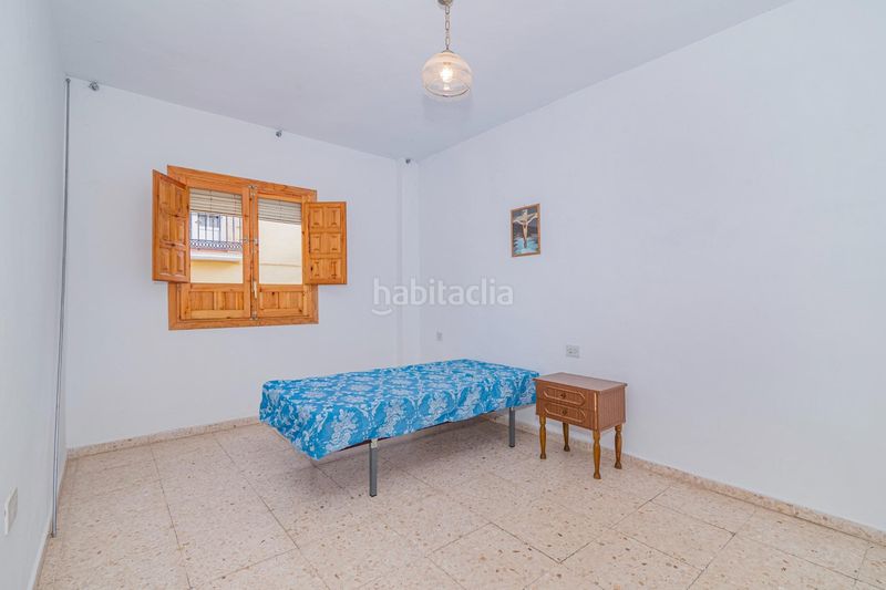 Foto 278899ea-ecd7-417a-b9b3-e5fac8c40544. Casa aparellada amb aparcament a Lecrín