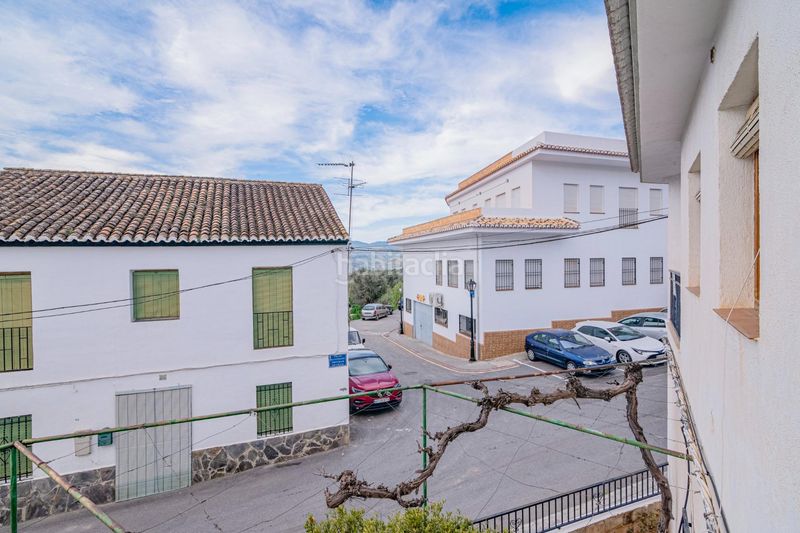 Foto 67a31a49-d498-4a56-b998-d4516a8e4953. Casa aparellada amb aparcament a Lecrín