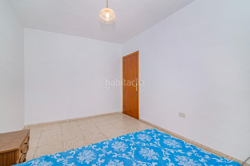 Foto b854b2c2-7ea6-4441-b6d7-fe860bffd7bc. Casa aparellada amb aparcament a Lecrín