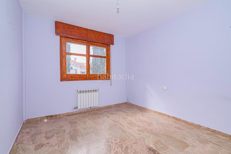 Foto 5764b895-4844-4046-aff1-06cf28051776. Casa bifamiliare con parcheggio in La Zubia Ciudad Zubia (La)