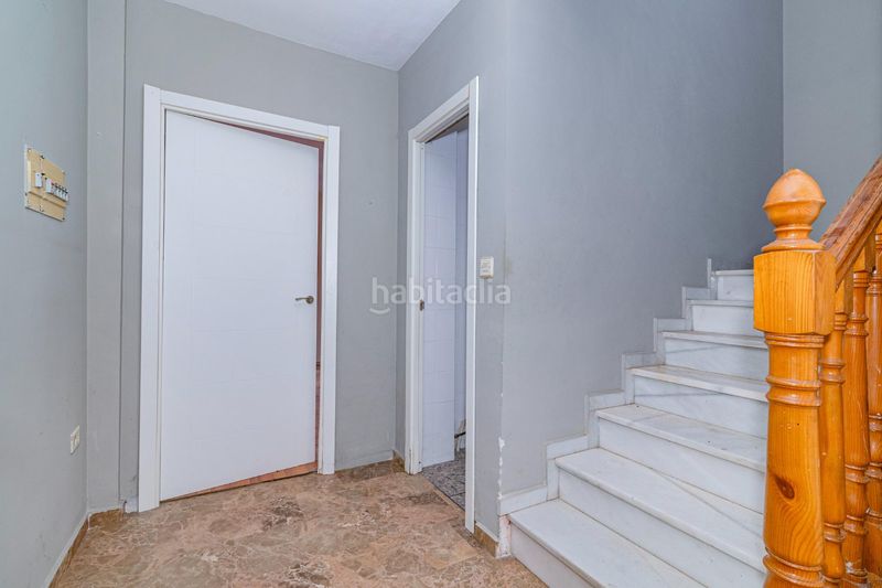 Foto b655e996-8a7e-4f04-80ab-e3bc9ff17e0c. Casa bifamiliare con parcheggio in La Zubia Ciudad Zubia (La)