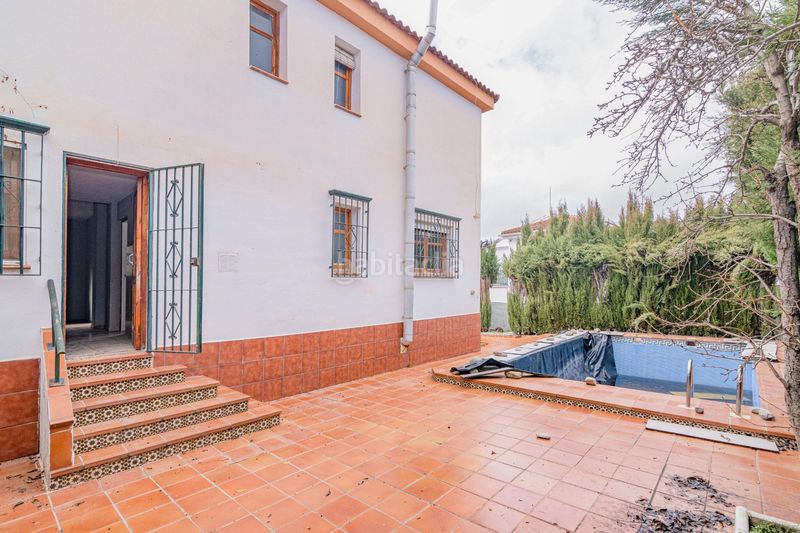Foto cda598bc-859f-4ec1-9946-95864d48d3e0. Casa bifamiliare con parcheggio in La Zubia Ciudad Zubia (La)