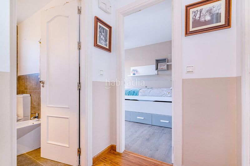 Foto 069048c6-c5c5-424e-aedf-9a40ad4661d2. Casa adossada a Barrio de la Vega Monachil