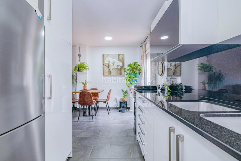 Foto 4c835773-f3ec-4a6a-b337-6d403ddfc5f9. Casa adossada a Barrio de la Vega Monachil