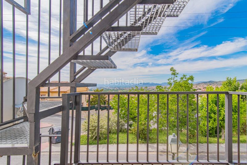 Foto 5d4410e4-621a-4ceb-b1a6-f552909547e3. Casa adossada a Barrio de la Vega Monachil