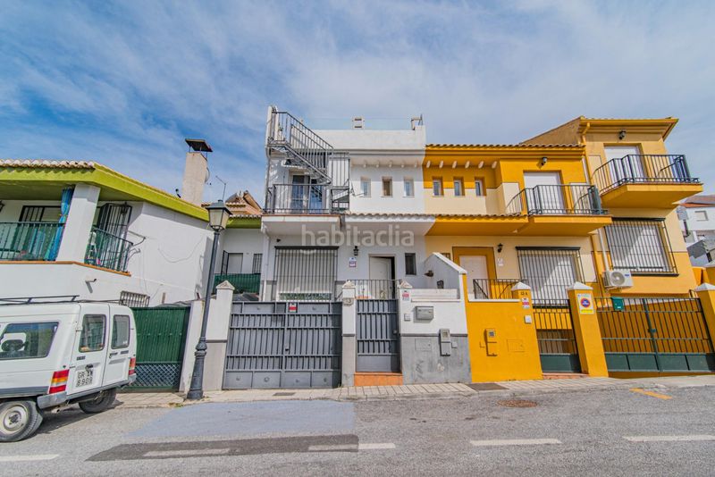 Foto 6adcb43b-4a71-42cc-b8ca-02bb51d90db1. Casa adossada a Barrio de la Vega Monachil