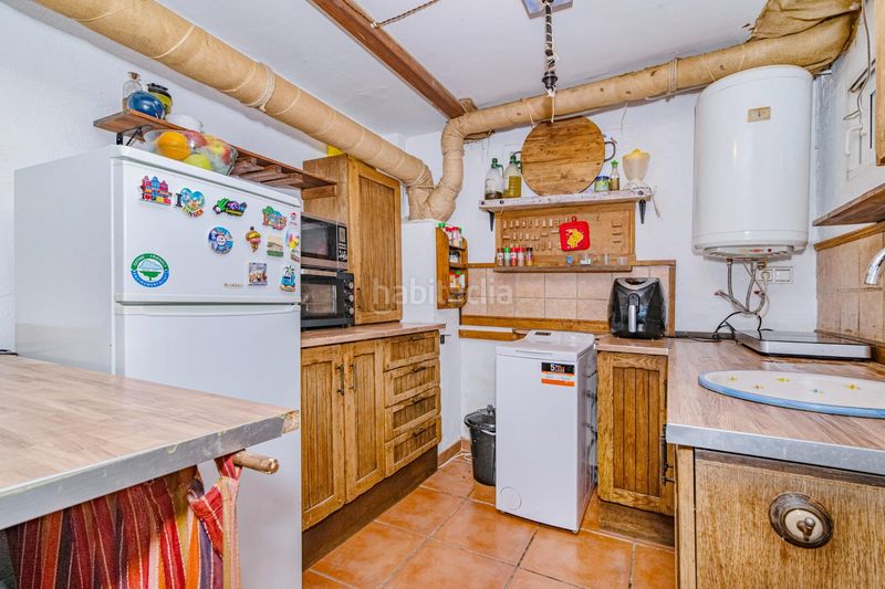 Foto a55d7b96-7f50-4d74-8650-259f7161ae67. Casa adossada a Barrio de la Vega Monachil