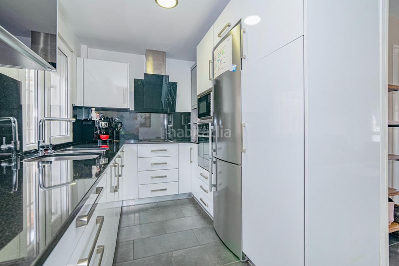 Foto c852c039-ebf4-4a92-8b41-bbcf4a2846d1. Casa adossada a Barrio de la Vega Monachil