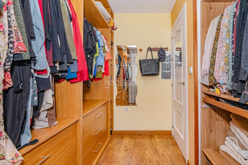 Foto d467aac6-b426-4b70-8706-5e0bb385d06b. Casa adossada a Barrio de la Vega Monachil