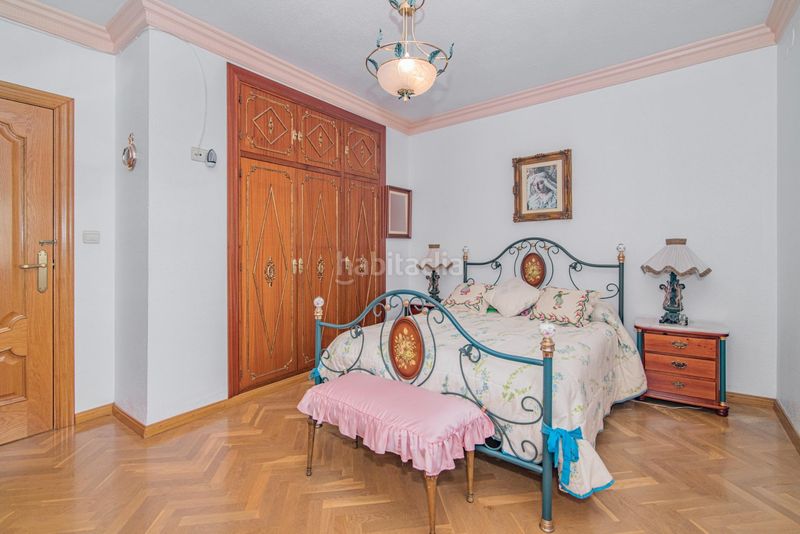 Foto 2be00e40-570e-4a94-9f73-36943136abf4. Xalet a calle molinillo a Ogíjares