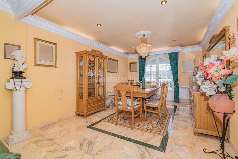 Foto 3fefda6a-94ce-42cb-bd9a-980e35307ee6. Xalet a calle molinillo a Ogíjares