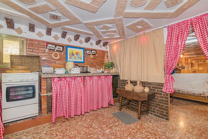 Foto 88309453-1c71-4f8b-a6f2-85c23aed1b05. Xalet a calle molinillo a Ogíjares