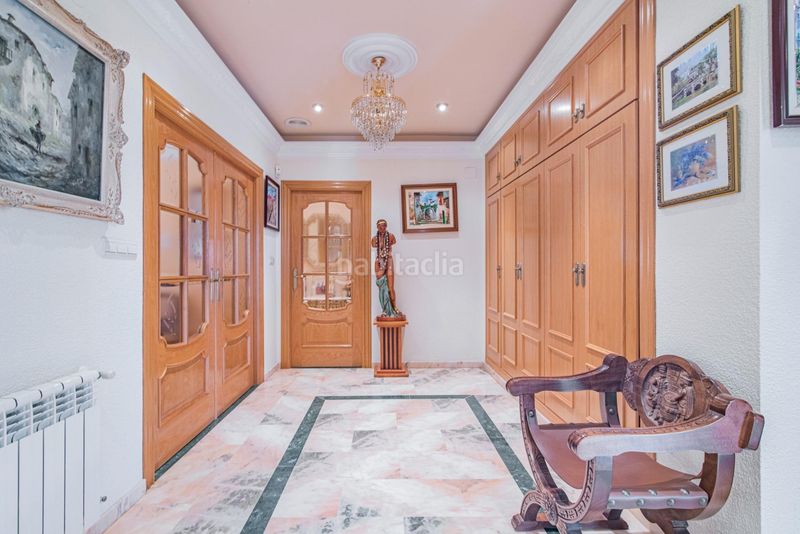 Foto dc0df384-d282-4a7a-a247-08990ed90be8. Xalet a calle molinillo a Ogíjares