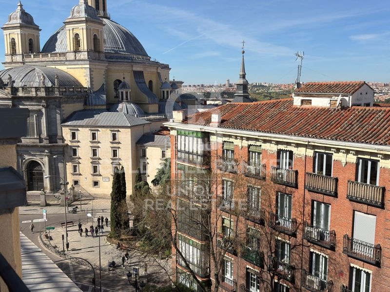 Foto d3d9b056-26c5-4cf3-a33f-a233a5525c64. Flat in Palacio Madrid
