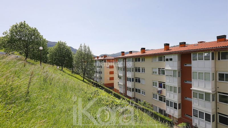 Foto 9edee30b-ba50-4a91-9584-7082cf6e5159. Pis amb calefacció aparcament a Lasarte - Oria