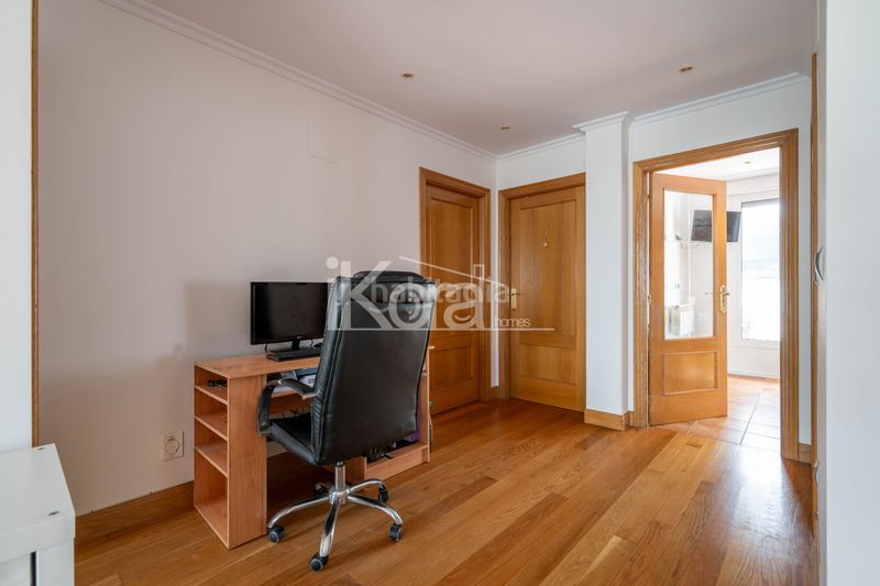 Foto 95f745c7-e3fc-4a00-b984-f3d96d53d0b4. Planta baixa amb calefacció aparcament a Aduna