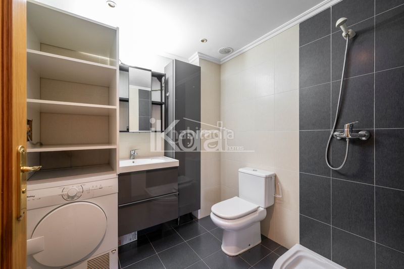 Foto a9af8615-8086-4b1c-9b81-3210925ccbde. Planta baixa amb calefacció aparcament a Aduna