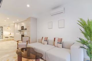 Rent Apartment in Calle alhóndiga 15. Apartamento ubicado en pleno centro de granada