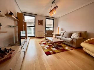 Affitto Piccolo appartamento in Calle cordón 3. Apartamento a 100 m de la plaza mayor y 150 m de la catedral de