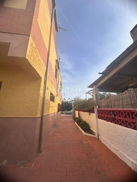 Foto ca54de39-cbc8-4a8d-8d5b-e22a640da3fe. Casa a Corinto-Almardà Sagunt