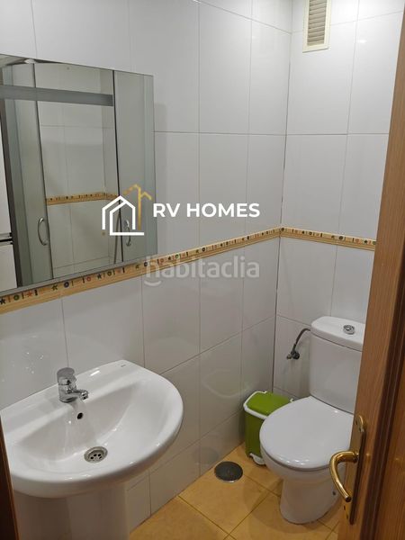 Foto 7b7b98ce-2b98-462c-92ca-ad152fea23d1. Rent flat with heating in Centro Cáceres