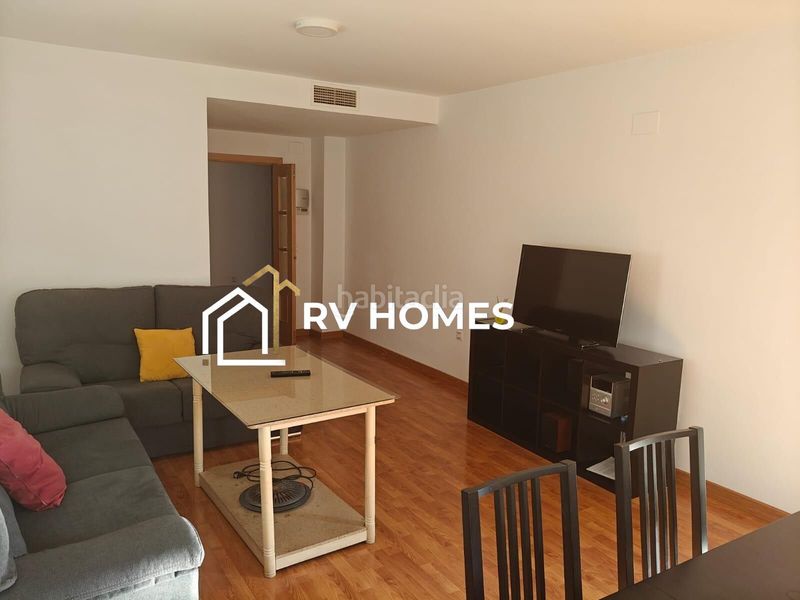 Foto 83b25b88-8841-43d2-9dd3-89335240a51b. Rent flat with heating in Centro Cáceres