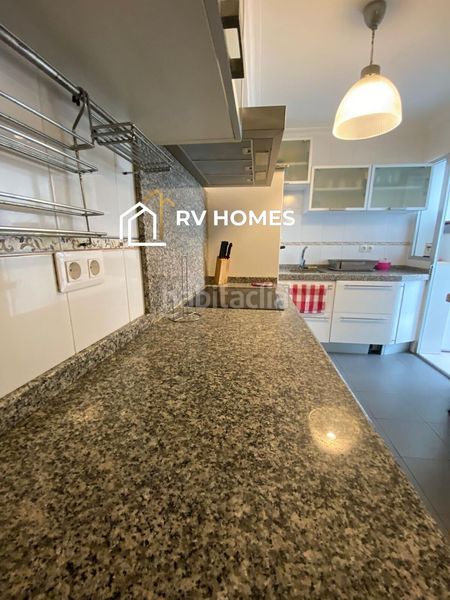 Foto 40a76e4a-1310-4b9b-b035-a7b5e3fba56c. Rent flat with heating in Centro Cáceres