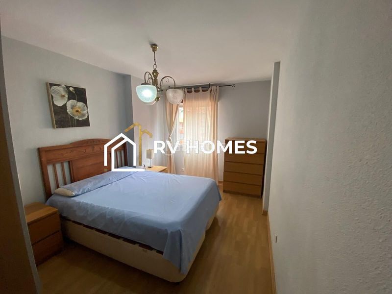 Foto 5eb30463-befc-44b9-9fd2-f7a9172afe4d. Rent flat with heating in Centro Cáceres