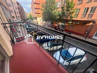 Location Appartement à Centro. Piso en alquiler en zona colón  cáceres!