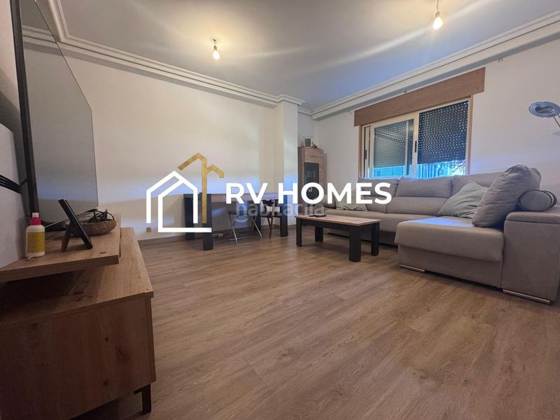 Foto 547717f6-7f0f-4831-b7e2-d3a58a95da7d. Rent flat with heating parking pool in Casco Antiguo Cáceres