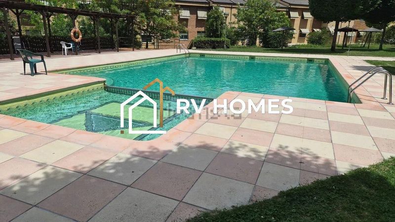 Foto 8f6a95e7-f504-4428-b6ed-5ee3ea48d793. Rent flat with heating parking pool in Casco Antiguo Cáceres