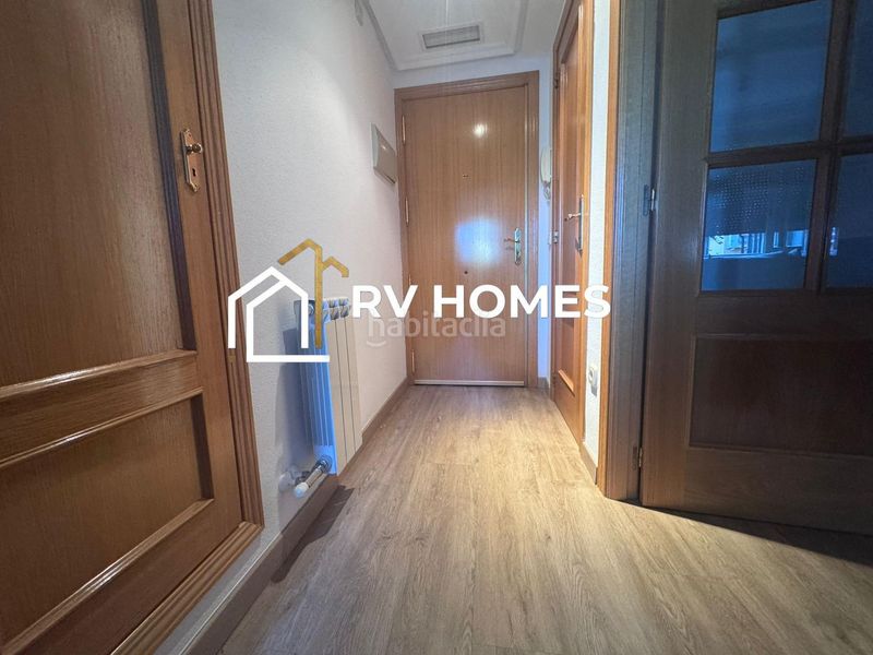 Foto d4d2895d-6e51-413d-8c6e-ff9825e94cce. Rent flat with heating parking pool in Casco Antiguo Cáceres