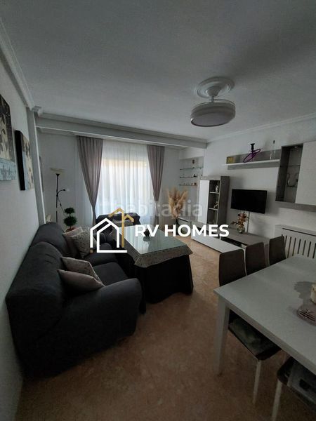 Foto cd08825a-2cb2-4209-bd5a-75e3a31cf1ad. Rent flat with heating in Centro Cáceres