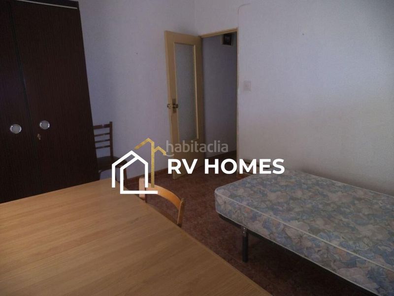 Foto ec57bf34-c6ad-40c8-8a06-55f4d655e089. Rent flat in Centro Cáceres