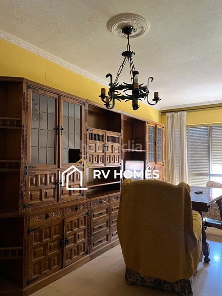 Foto 821b2e92-b989-412d-9d82-a02ce05ebaa3. Rent flat in Centro Cáceres