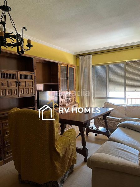 Foto da5195f2-82cc-4a0a-9993-7fd2ce0659b3. Rent flat in Centro Cáceres