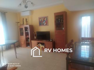 Location Maison jumelée à Montesol - Mejostilla. Adosado en alquiler para estudiantes en cáceres el viejo  cácere