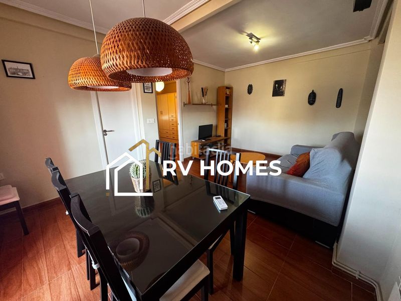 Foto b3aeb396-0608-4927-81f7-3ed590ef909a. Rent flat with heating in Centro Cáceres
