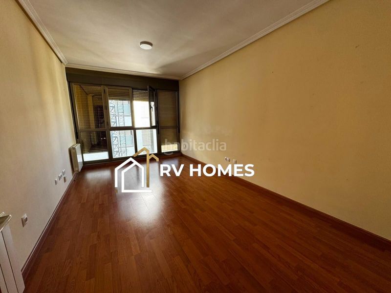 Foto 5acc5cd2-e8d2-4a3d-875f-a01e228f1079. Flat with heating in Centro Cáceres