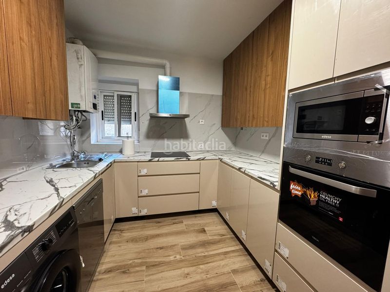 Foto ecfbba33-b804-4937-9a1e-bf6cbfdad029. Rent flat with heating in Centro Cáceres