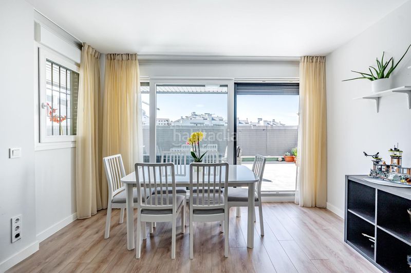 Foto 0c45625d-a4dc-45f5-9100-3ae292093906. Planta baixa a avenida seleccion española futbol 18 a Boadilla del Monte