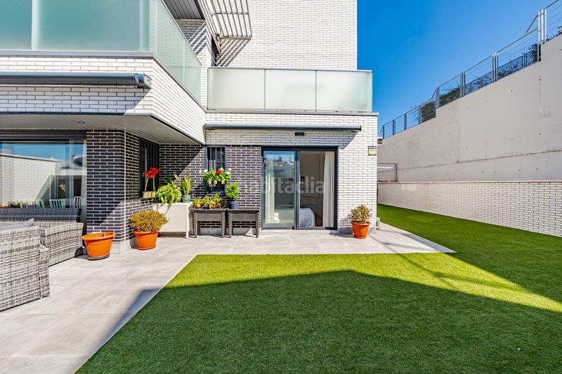 Foto 9519d57a-bd40-43c8-8a73-84f88257b85b. Planta baixa a avenida seleccion española futbol 18 a Boadilla del Monte