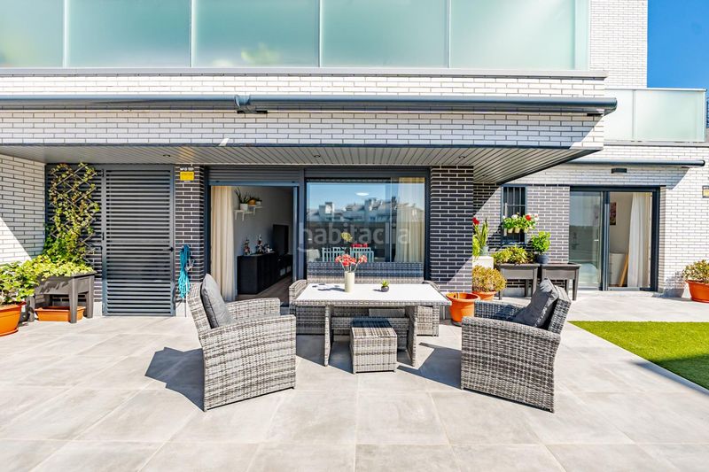 Foto b37d24b4-a0bb-41f7-a873-1d7db3898eea. Planta baixa a avenida seleccion española futbol 18 a Boadilla del Monte