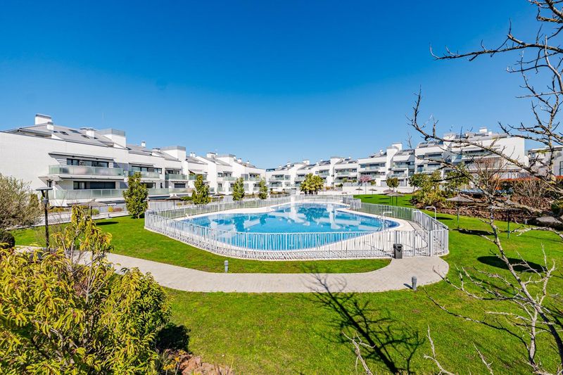 Foto dac911be-f515-4978-864c-0de81cf9ff27. Planta baixa a avenida seleccion española futbol 18 a Boadilla del Monte